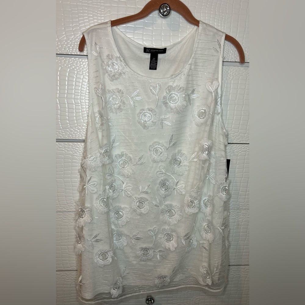 NWT INC International Concept White Lace Top Size 2X